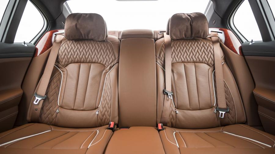 Интерьер Alpina B7 Bi-Turbo Allrad 2018 года  (NA) (фото 33 из 33)